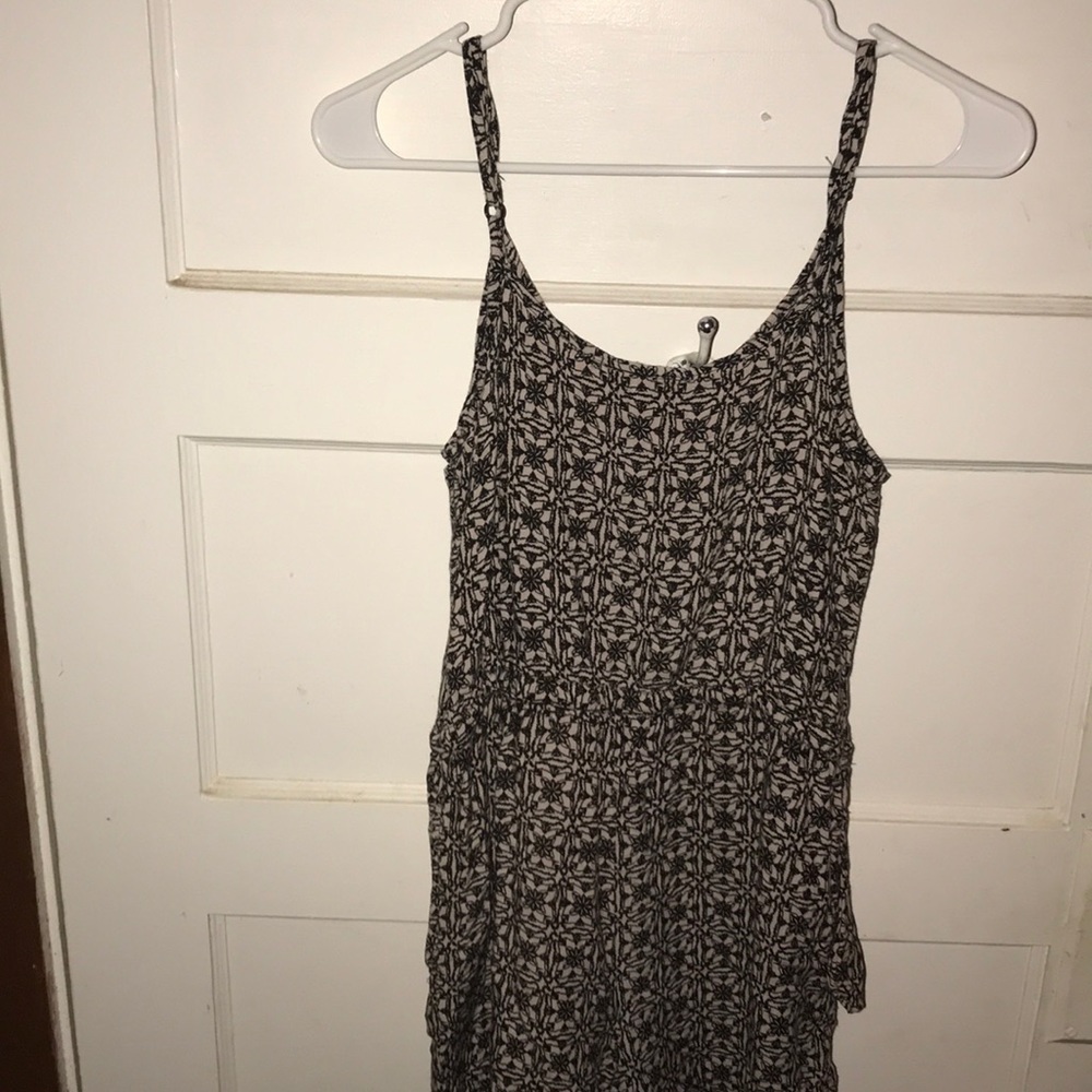 Romper - Picture 2 of 3